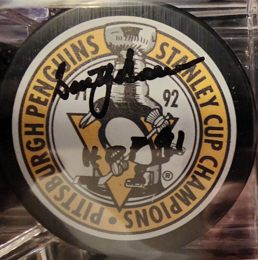 NHL HOFer Scotty Bowman Autographed 1992 Stanley Cup Champ Puck