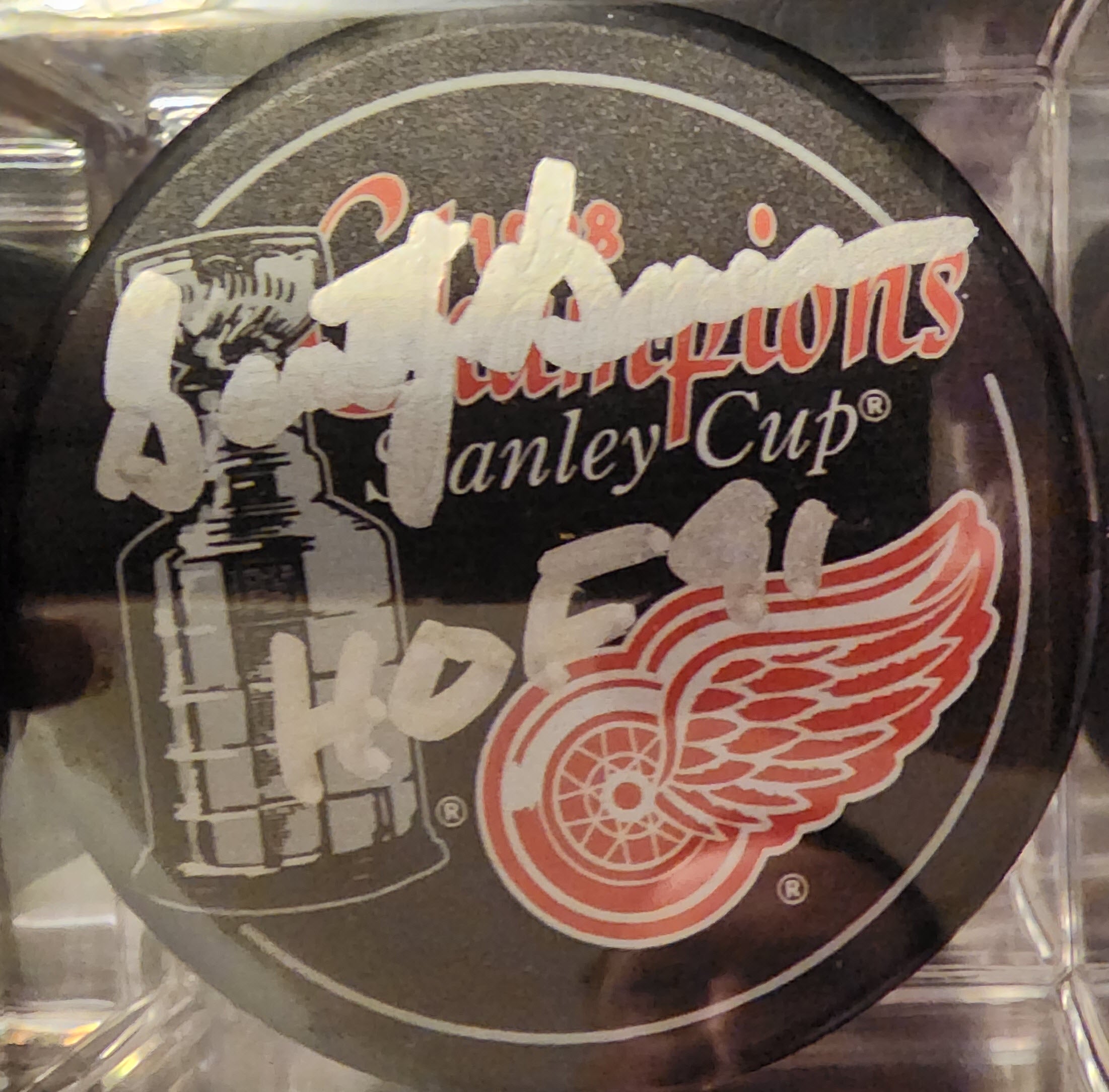 NHL HOFer Scotty Bowman Autographed 1998 Stanley Cup Champ Puck