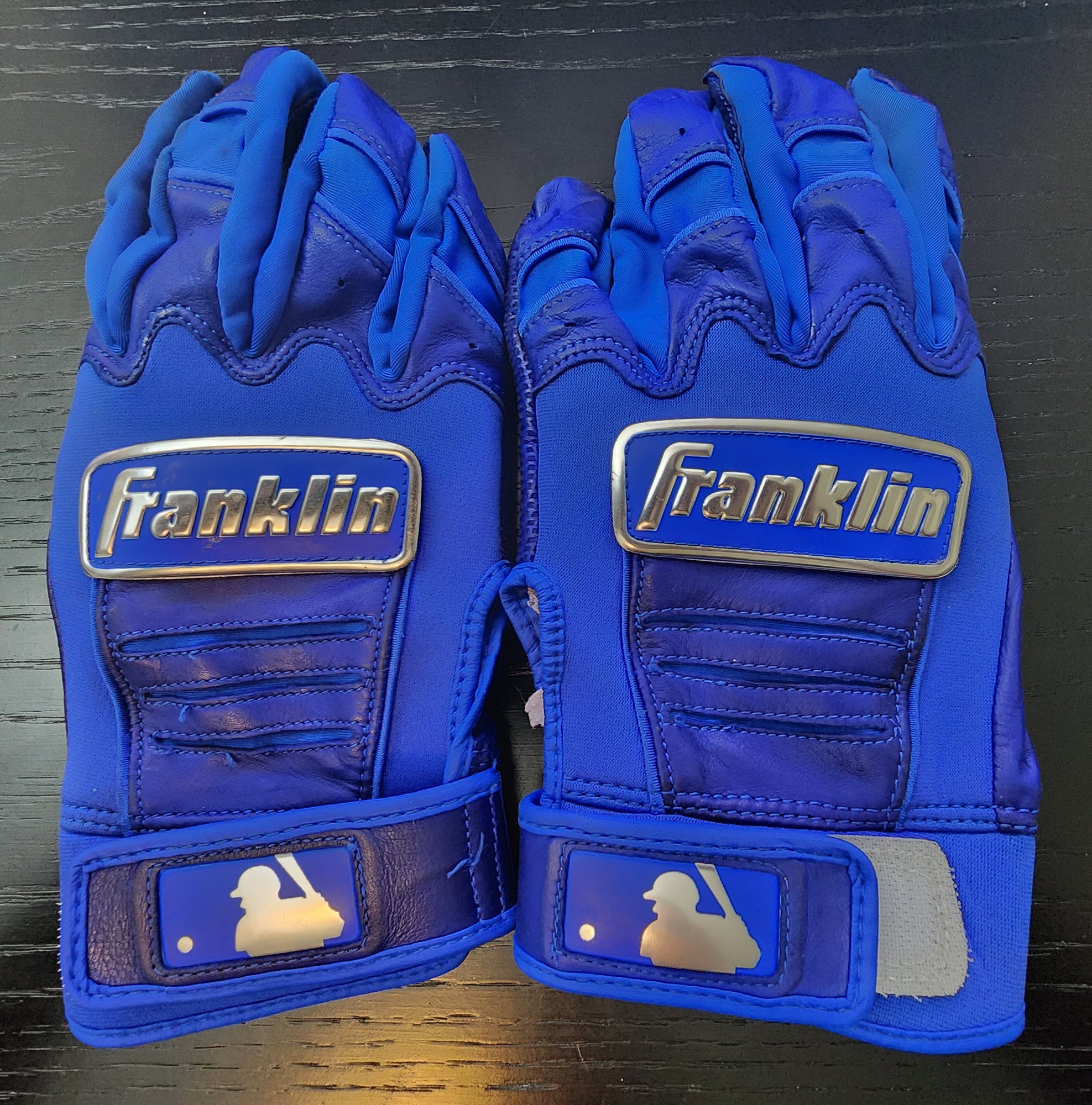 Dylan Dreiling Game Used Batting Gloves 2025 Pair 1 (1)