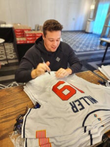 Mason Miller Private Signing 06022026 (10)