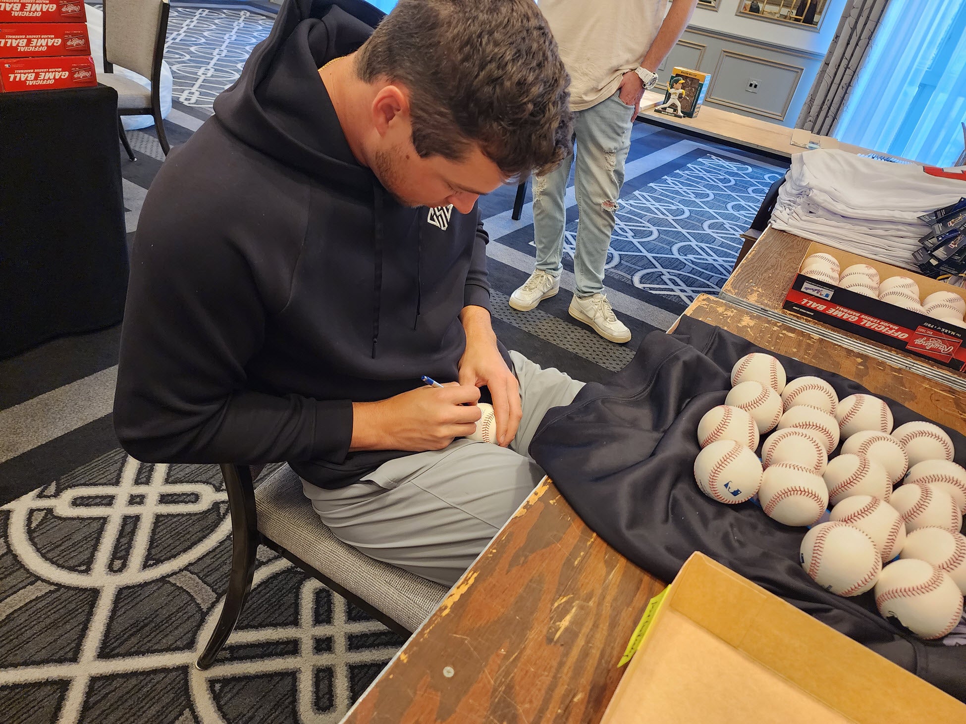 Mason Miller Private Signing 06022026 (3)