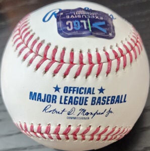 Franklin Arias Autographed OMLB Baseball inscribed Happy Birthday v2