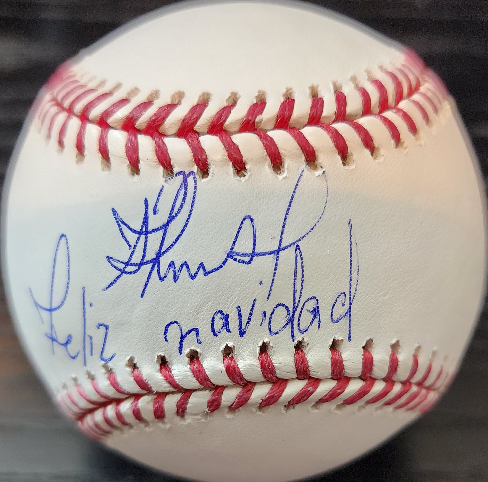 Franklin Arias Autographed Rawlings OMLB Baseball inscribed Feliz Navidad v1