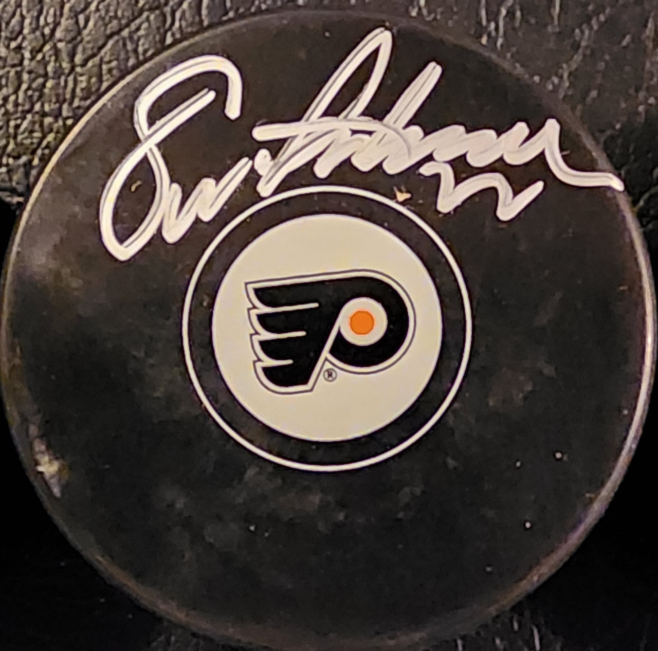 Eric Lindros Autographed Philadelphia Flyers Puck