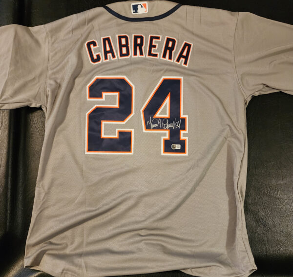 Miguel Cabrera Autographed Gray Detroit Tigers Jersey Beckett COA v2