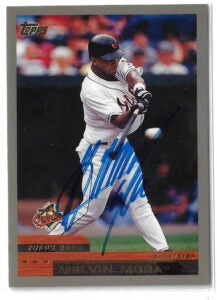 Melvin Mora Autographed 2000 Topps Traded #T98 ROOKIE Card
