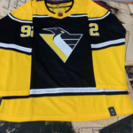 Scotty Bowman Autographed Penguins Jersey FRONT